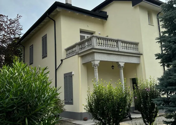 Red Leaf Hébergement de vacances Côme