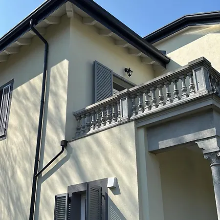 Vakantiehuis Red Leaf Como