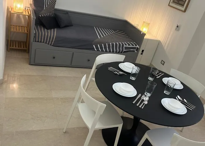 Prázdninový dům Red Leaf Como